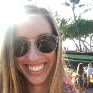 Meet your Posher, Kari